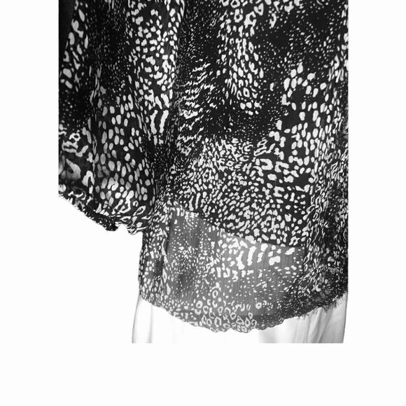 EXPRESS Women’s Black & White Chiffon Strings Front Elastic Bottom & Sleeves - Picture 4 of 5